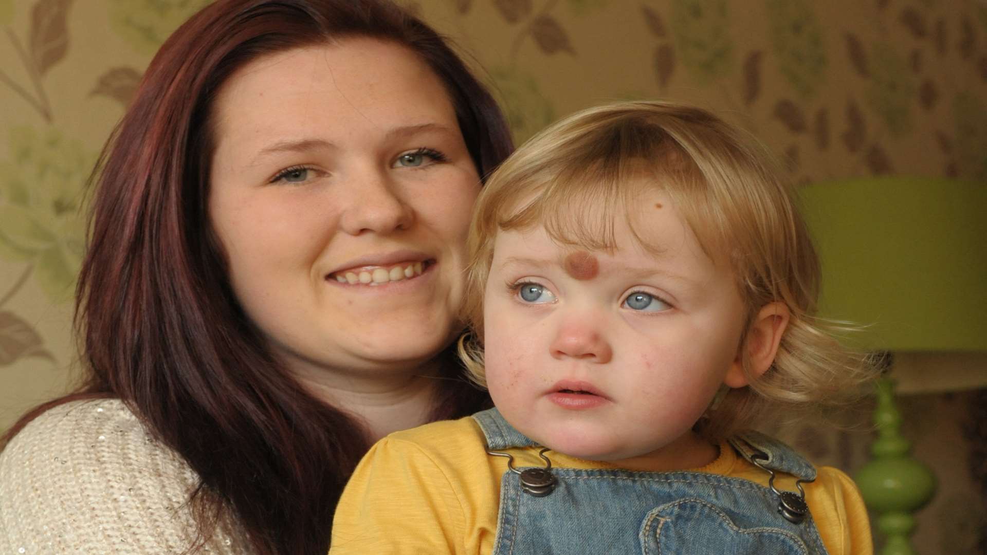 Izzabelle Jones with mum Lucy