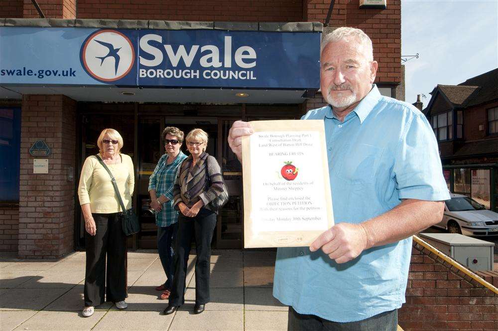 Campaigners Alan Bengall with Maureen Aspley, Marion Beard and Janice Bengall