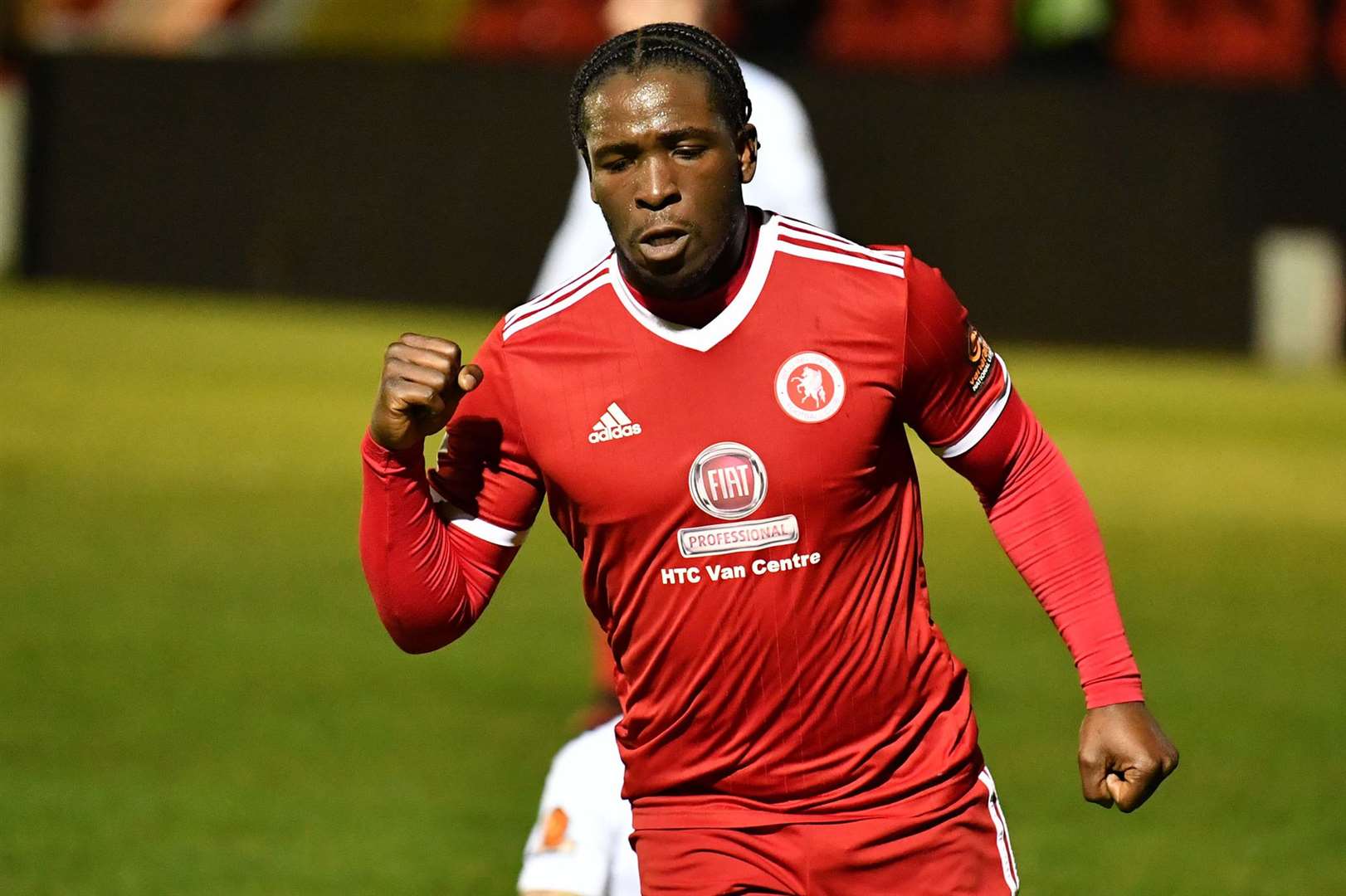 Olu Durojaiye celebrates putting Welling ahead. Picture: Keith Gillard