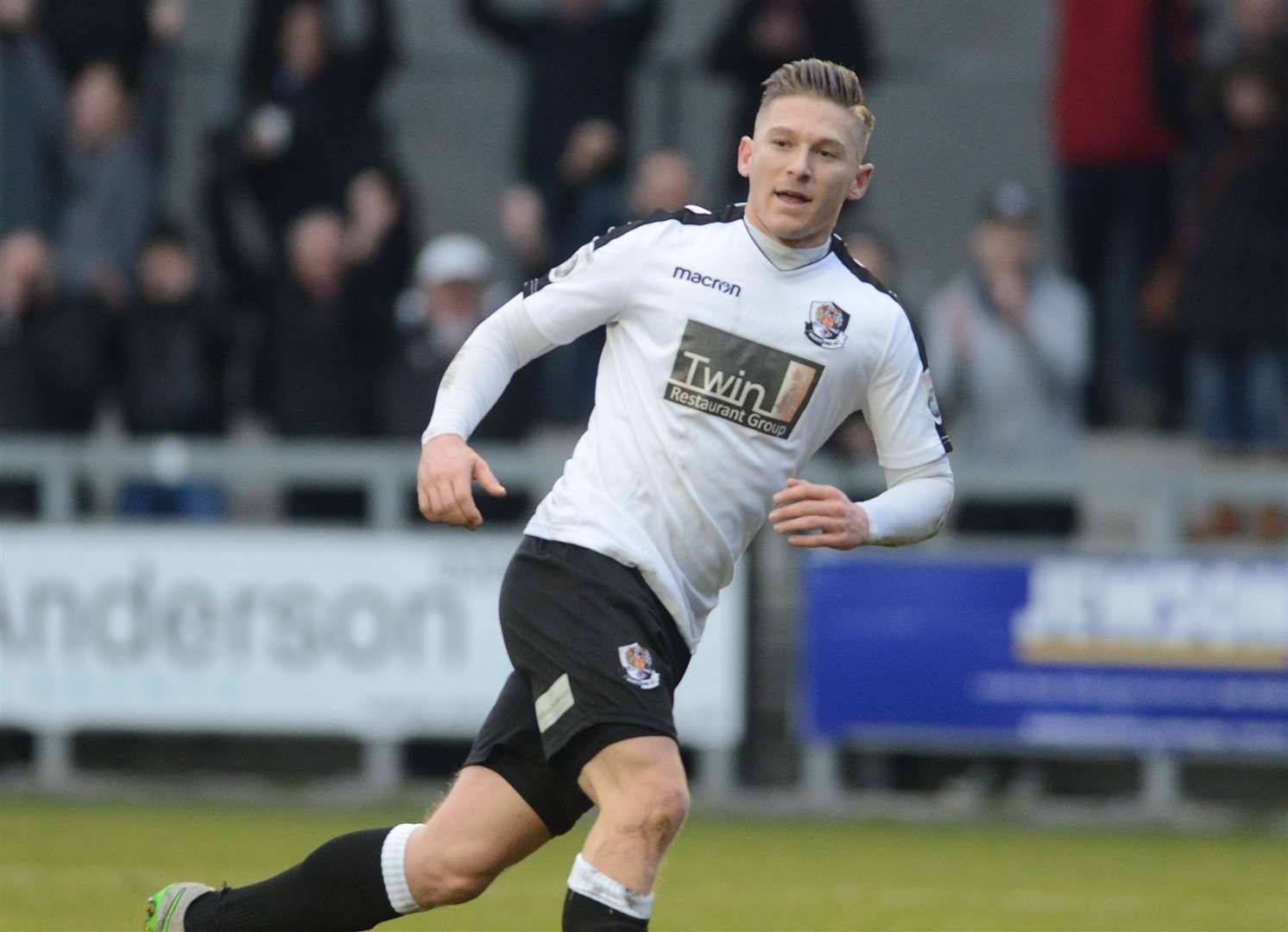 Dartford striker Andy Pugh Picture: Gary Browne