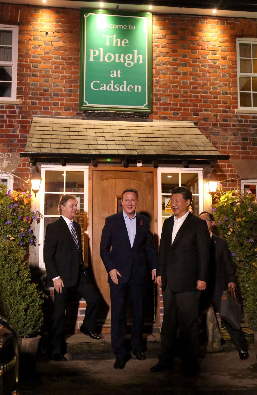 Then prime minister David Cameron and Xi Jinping visited a pub in 2015 at the height of the ‘golden era’ in relations (Chris Radburn/PA)