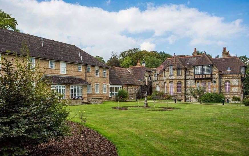 Fawkham Manor Hospital in Longfield