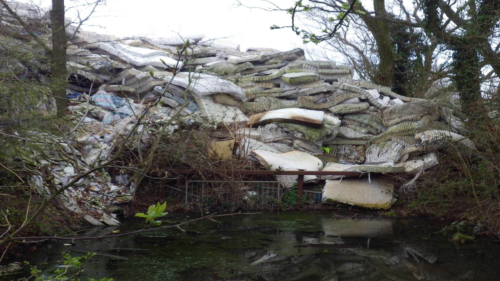 The 'mountain' of mattresses at the site. Credit: Environment Agency