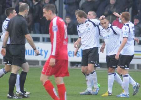 Dartford v Bromley