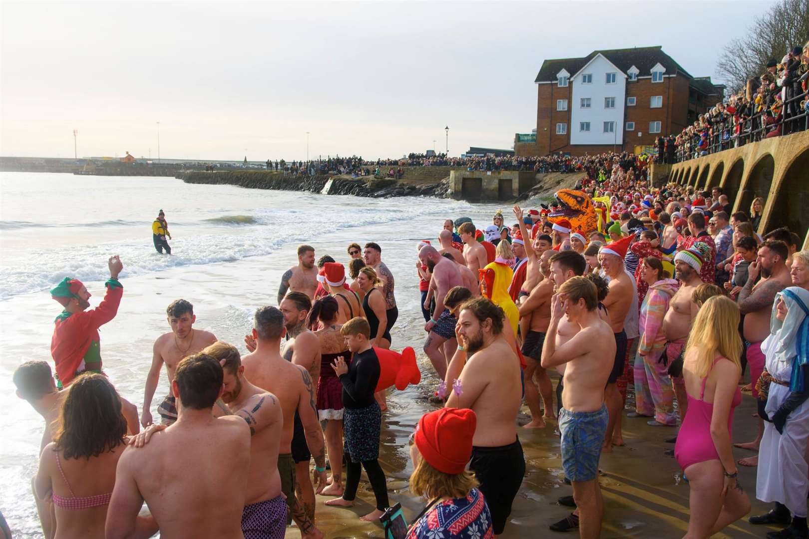 Folkestone Boxing Day Dip 2023. Picture: Shaun Ranger/Folkestone, Hythe and District Lions Club