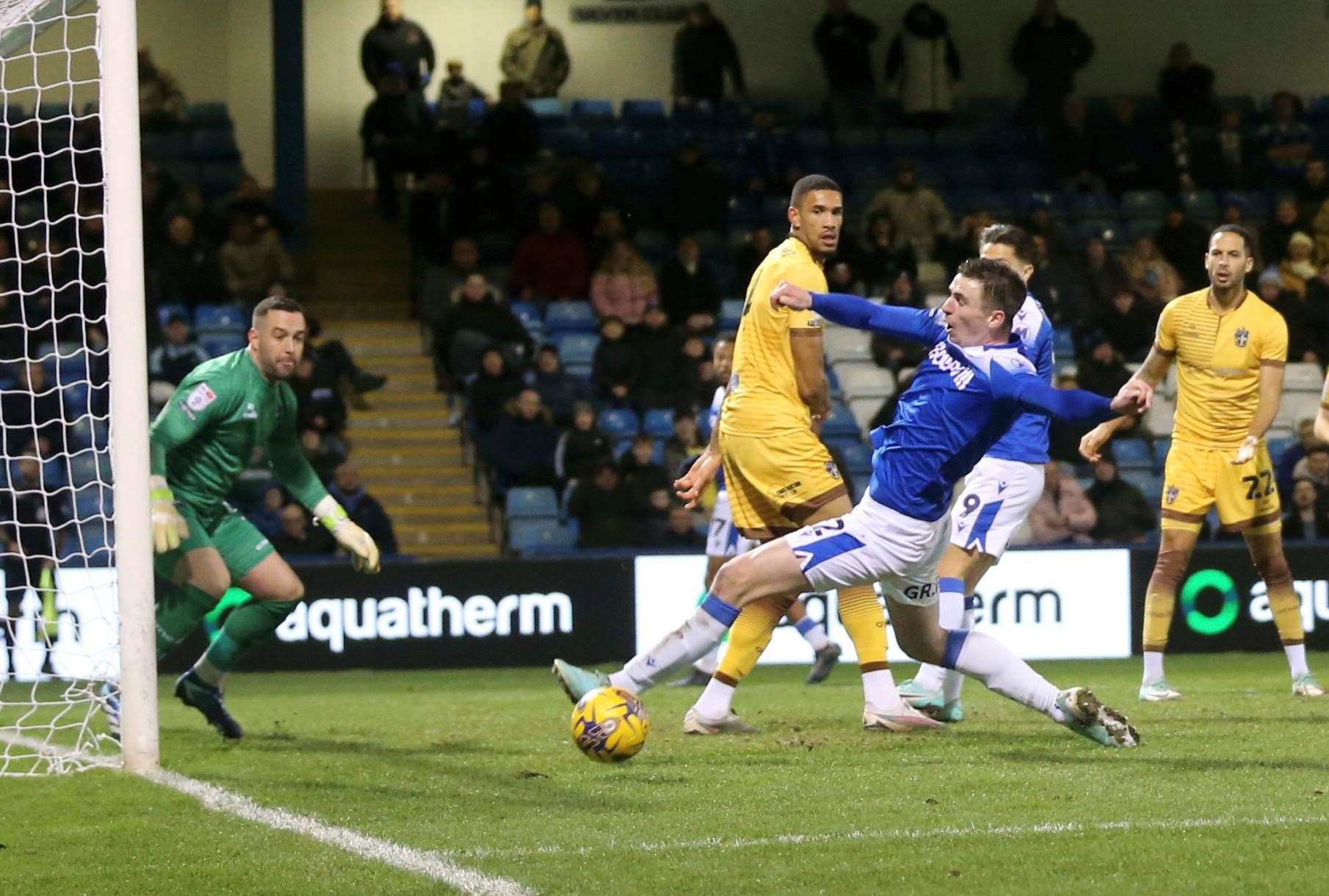 Gillingham striker Oli Hawkins goes close for Gillingham at the back post against Sutton United Picture: @Julian_KPI