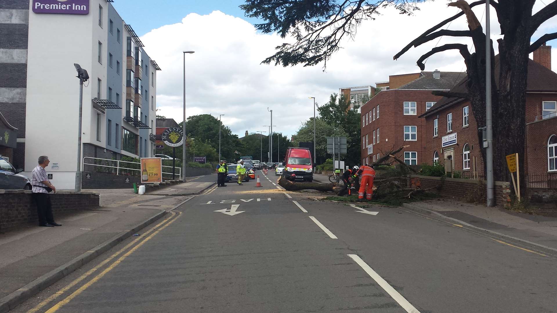 Both lanes had to be closed due to the fallen branch