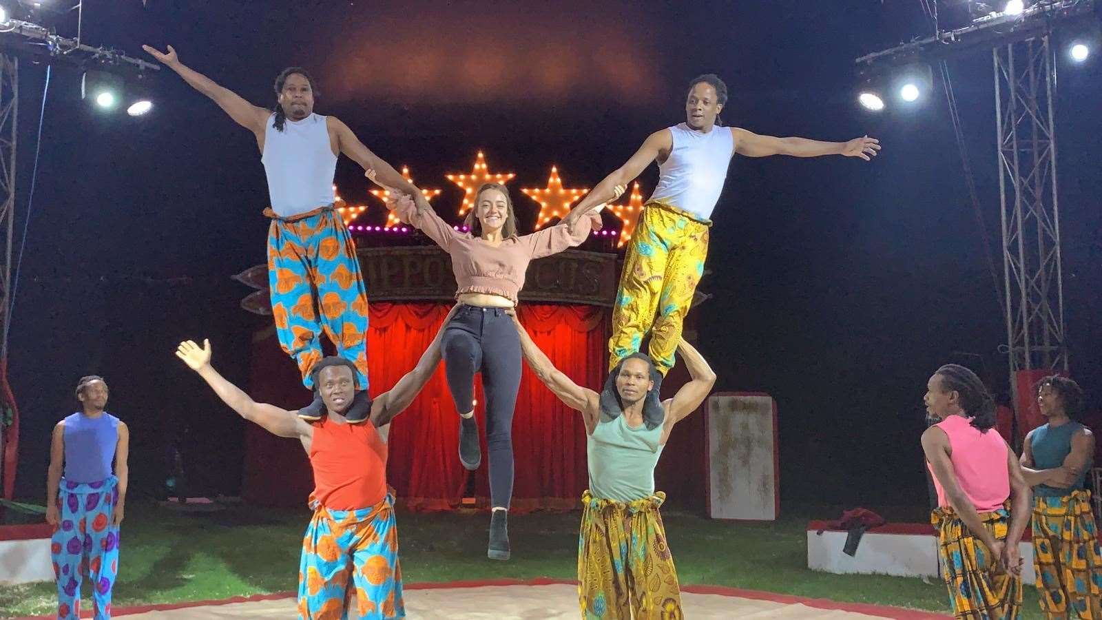 Rachel joins the Timbuktu Tumblers for a daring stunt