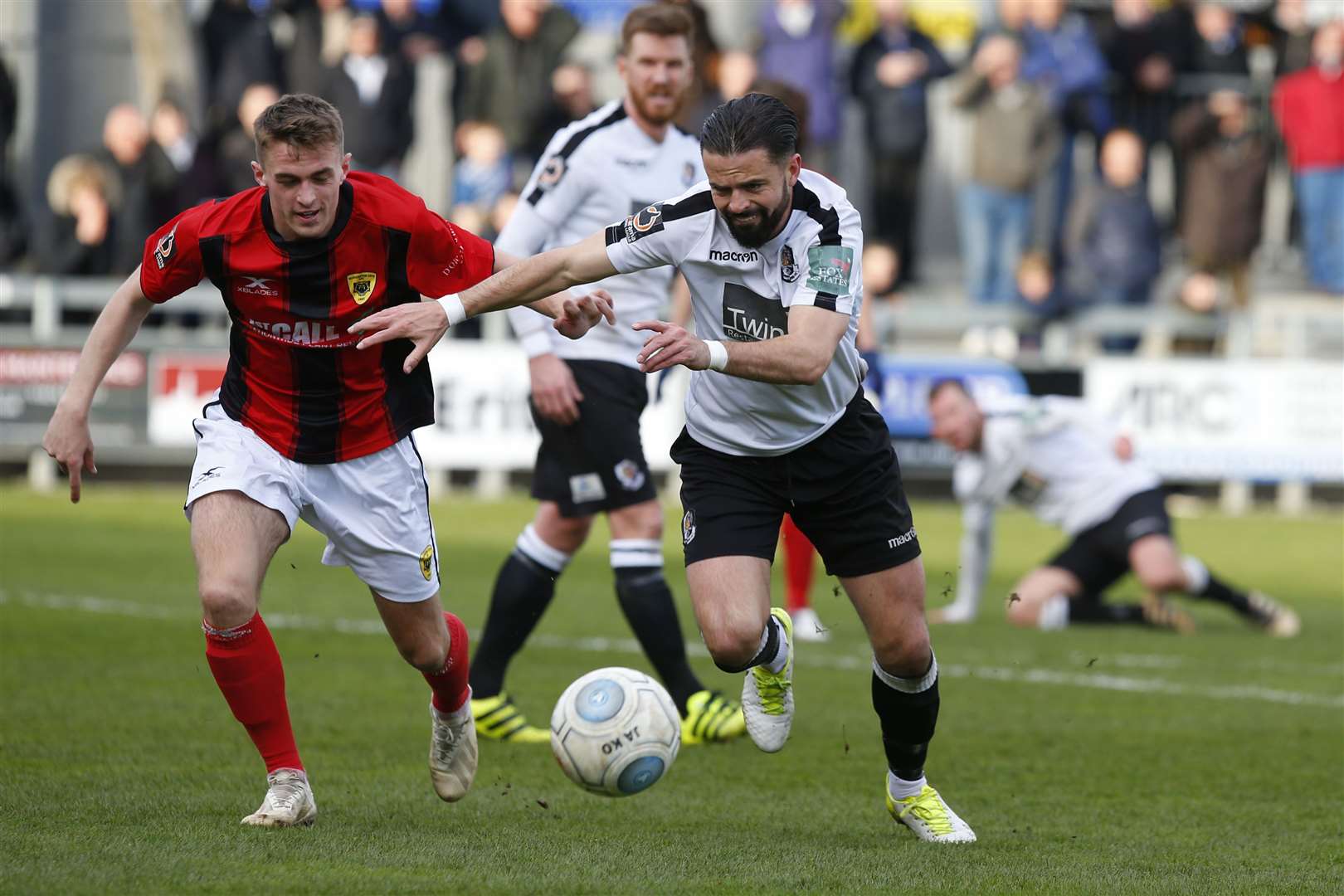 Ben Greenhalgh runs at the Gloucester defence Picture: Andy Jones