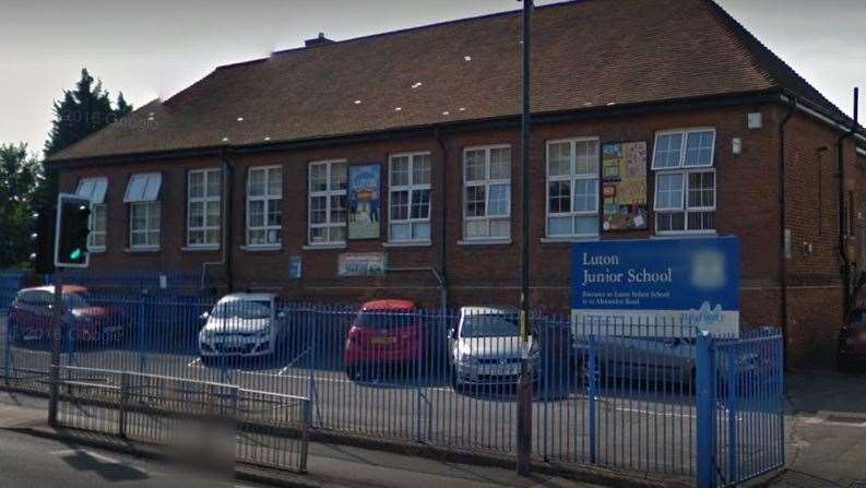 Luton Junior School (4454397)