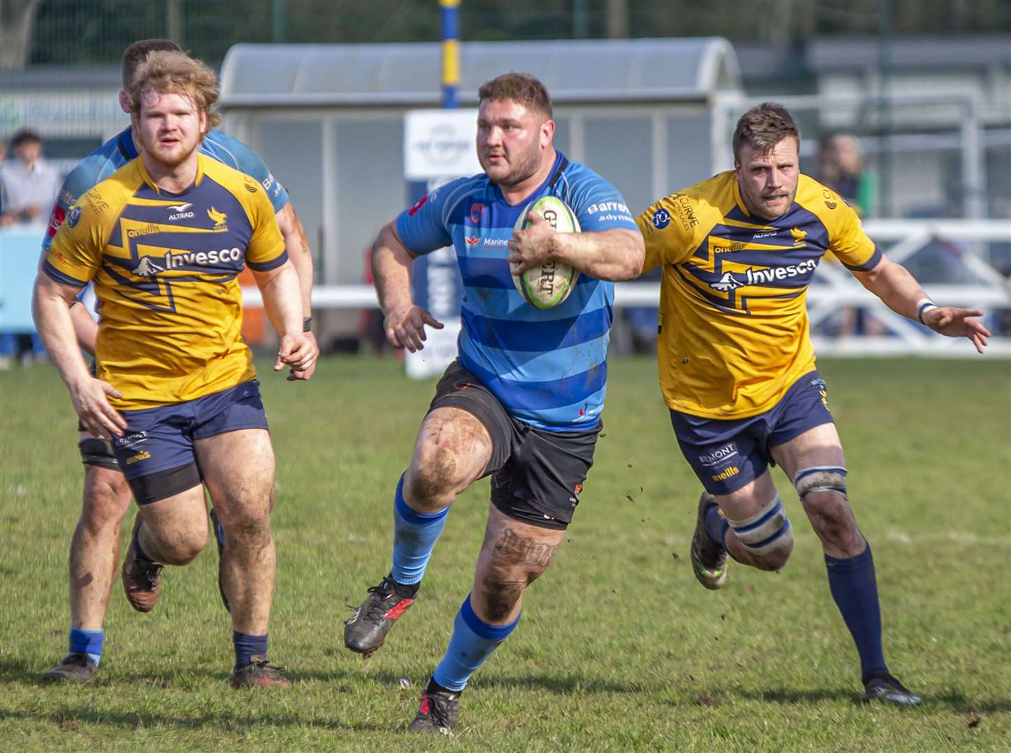 Elliott Lusher picks up the pace for Canterbury at Henley Hawkes. Picture: Phillipa Hilton