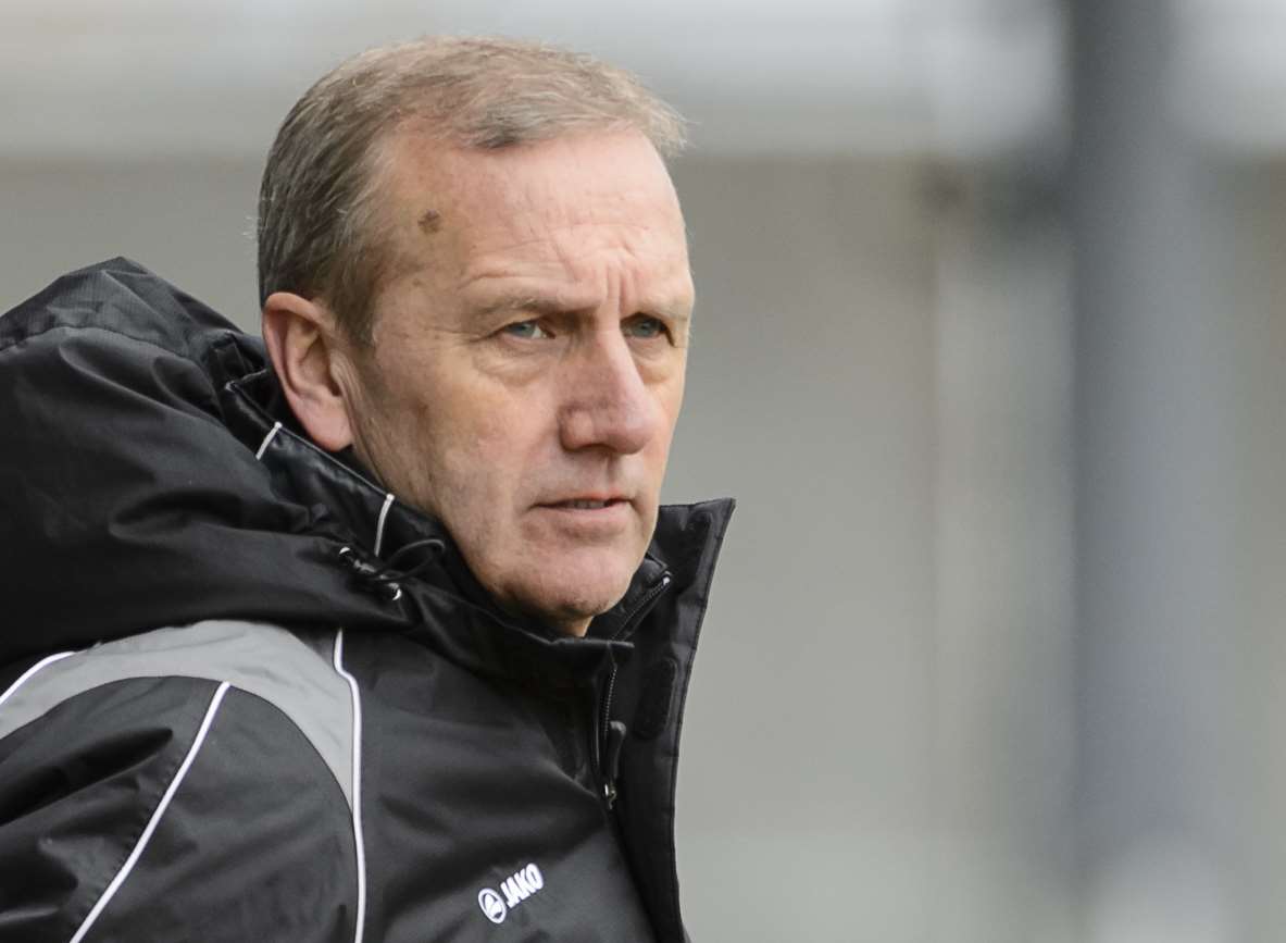 Dartford manager Tony Burman Picture: Andy Payton