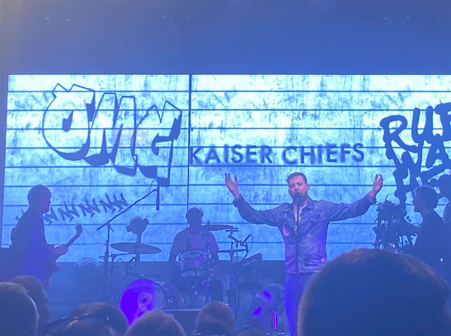 The Kaiser Chiefs gig at Dreamland was an absolute riot