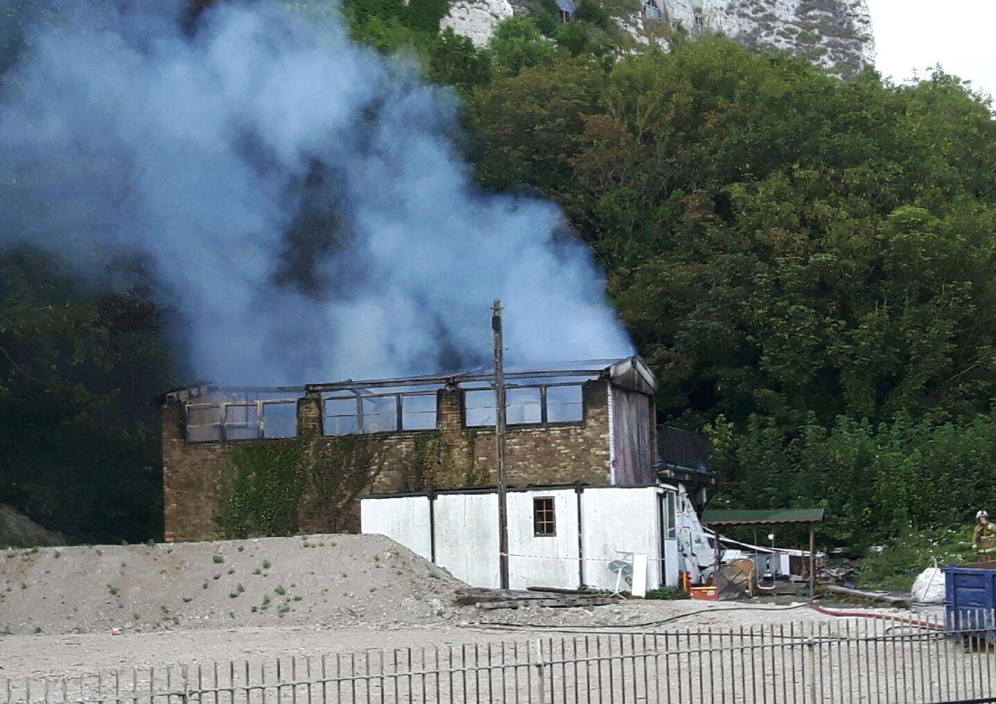 The burning building at the eastern end of Townwall Street. Picture: Sam Lennon (3020299)