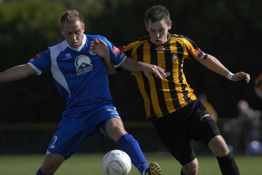 Action from Folkestone's 3-2 defeat to Peacehaven (Pic: Gary Browne)