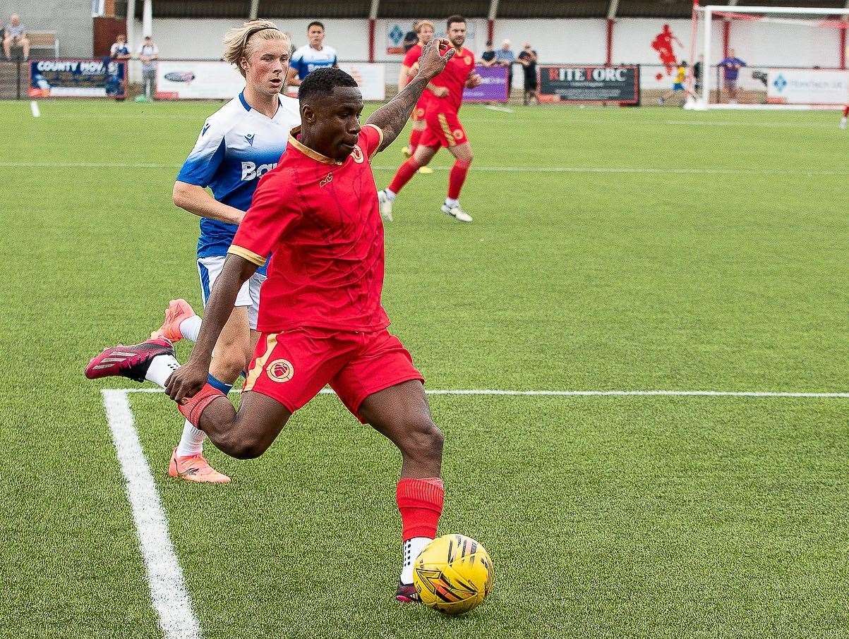 Tunmise Akanni crosses as Whitstable suffered a weekend 3-1 friendly defeat at home to a Gillingham XI. Picture: Les Biggs