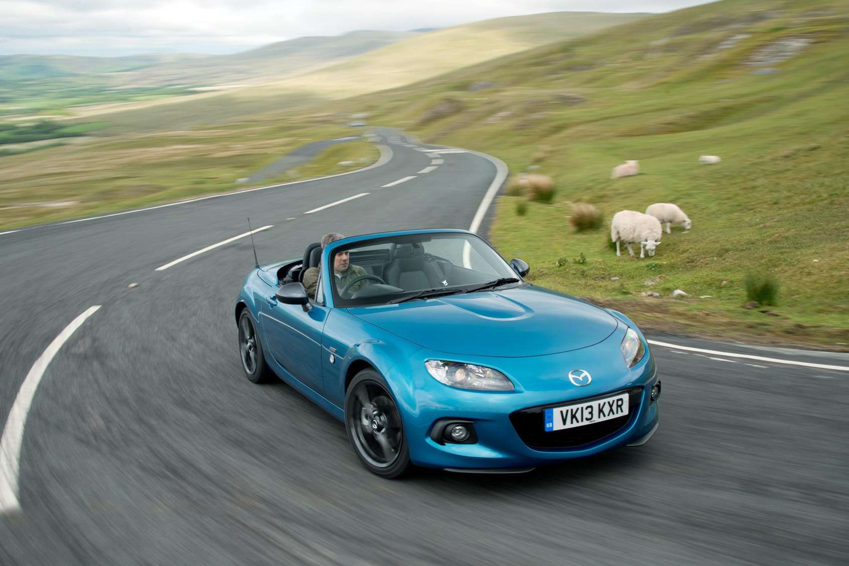 Mazda MX-5 Sport.