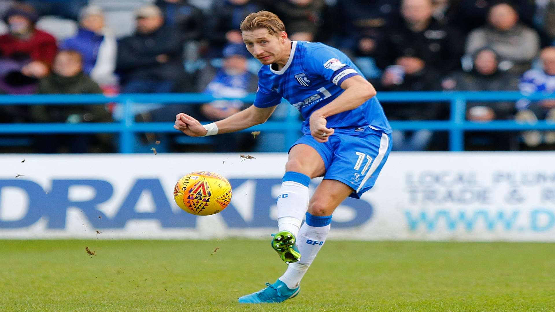 Gills captain Lee Martin in action against Oxford Picture: Andy Jones