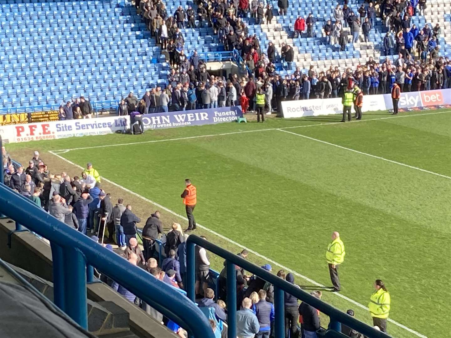 Crowds stay behind at Priestfield as Adebayo Akinfenwa ends his career this season (55982379)