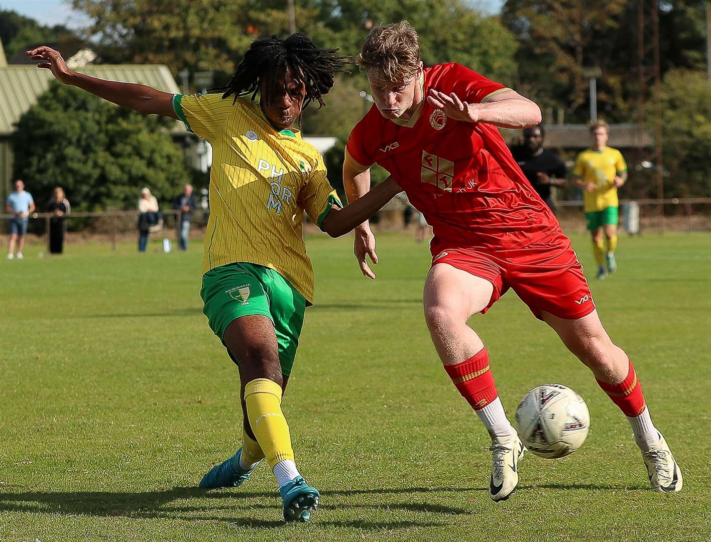 Fin Dent made his Whitstable debut at Holmesdale. Picture: Les Biggs