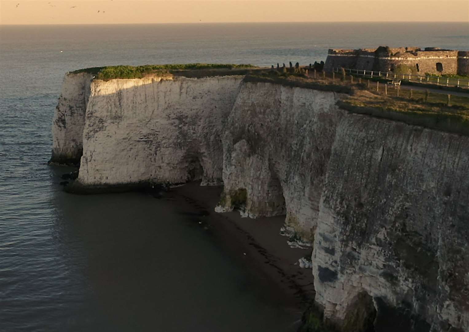 The Secret Garden of England promotional video features the county's landscapes (41338032)