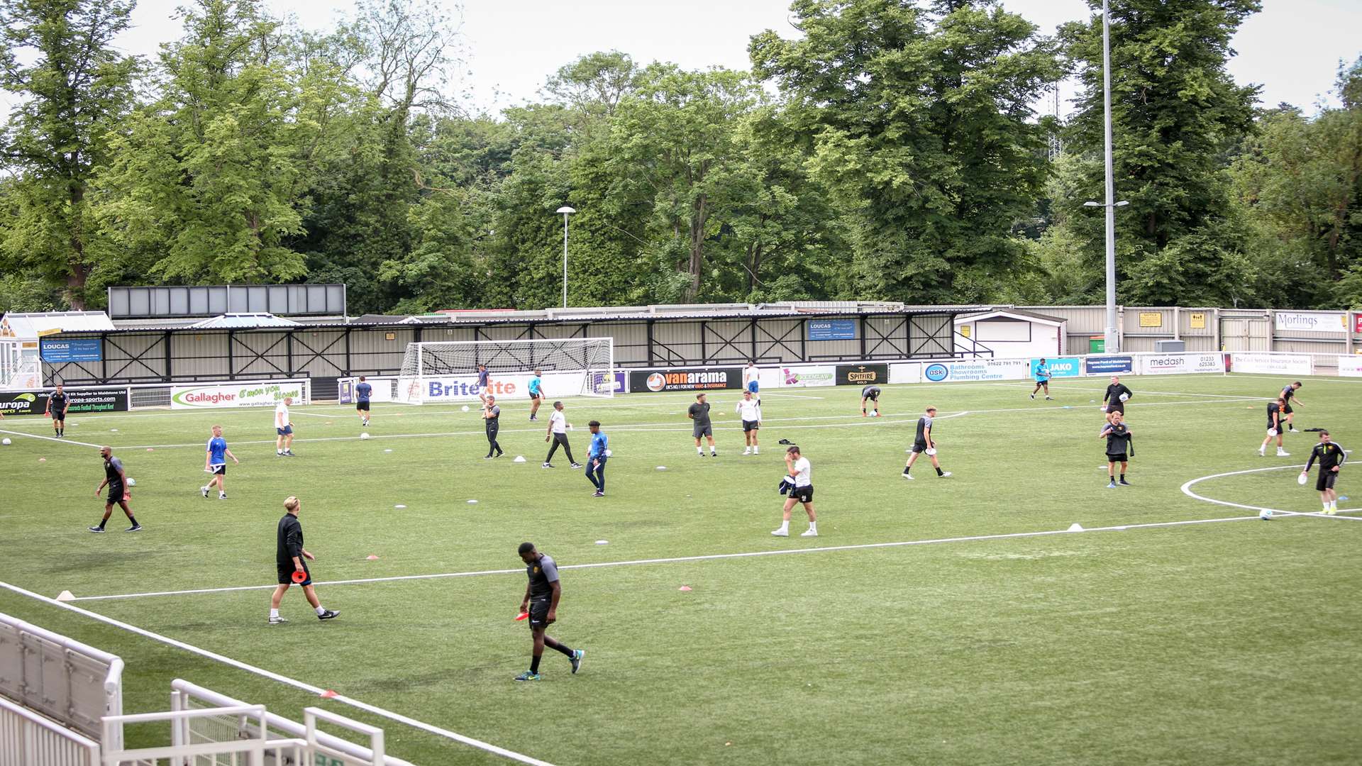 Maidstone United plans to expand the stadium