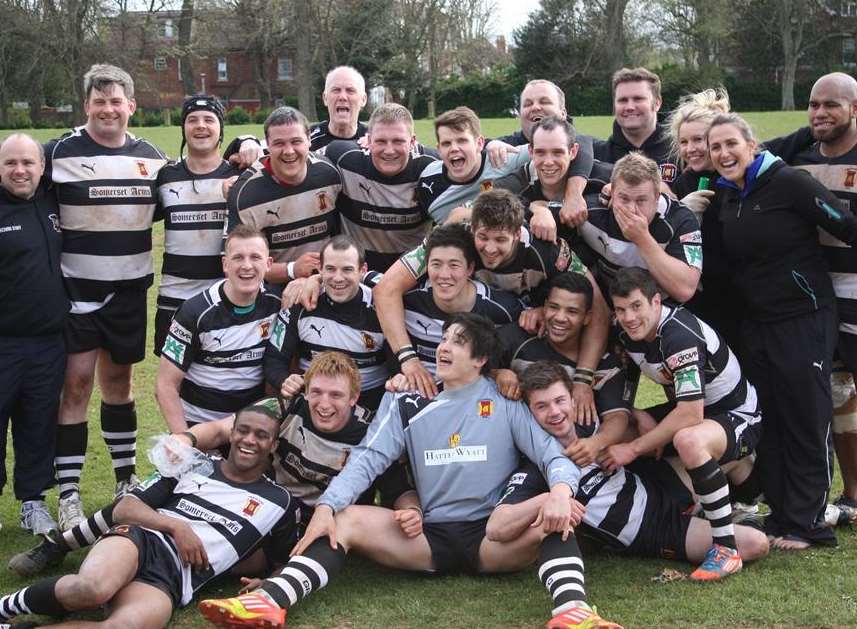 Gravesend celebrate winning the London 1 South championship Picture: Roger Gray