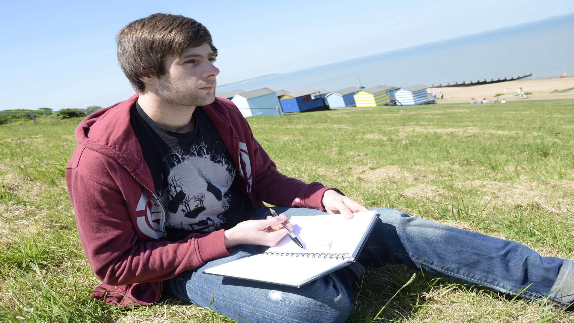 Artist Ross at work on Tankerton Slopes