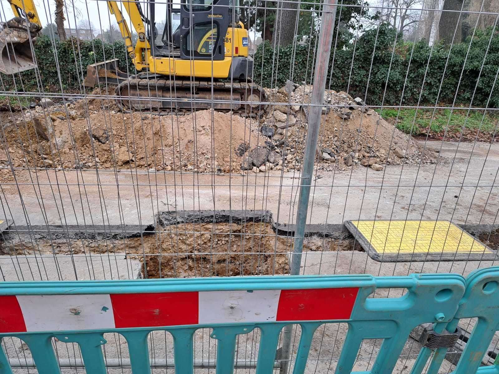 CityFibre roadworks in Berengrave Lane, Rainham