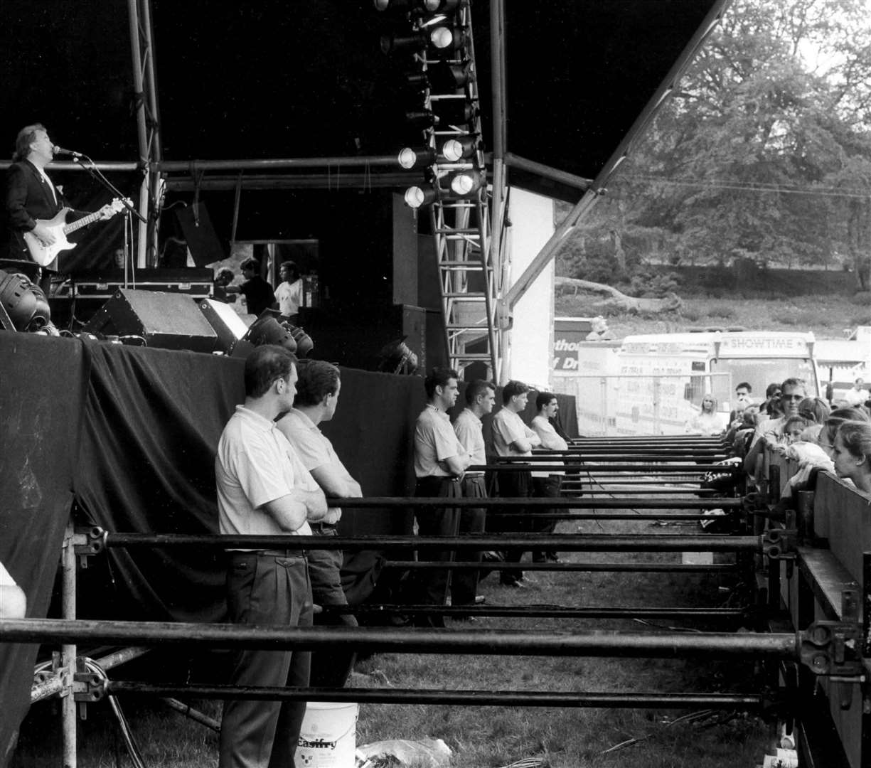 The barrier in front of the stage at "Jailbreak 91"