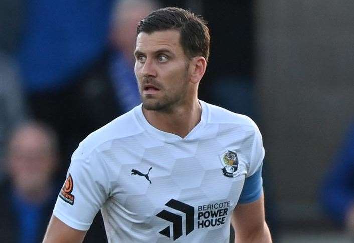 Dartford's Tom Bonner - two excellent pieces of defending ensured his team kept a clean sheet. Picture: Keith Gillard