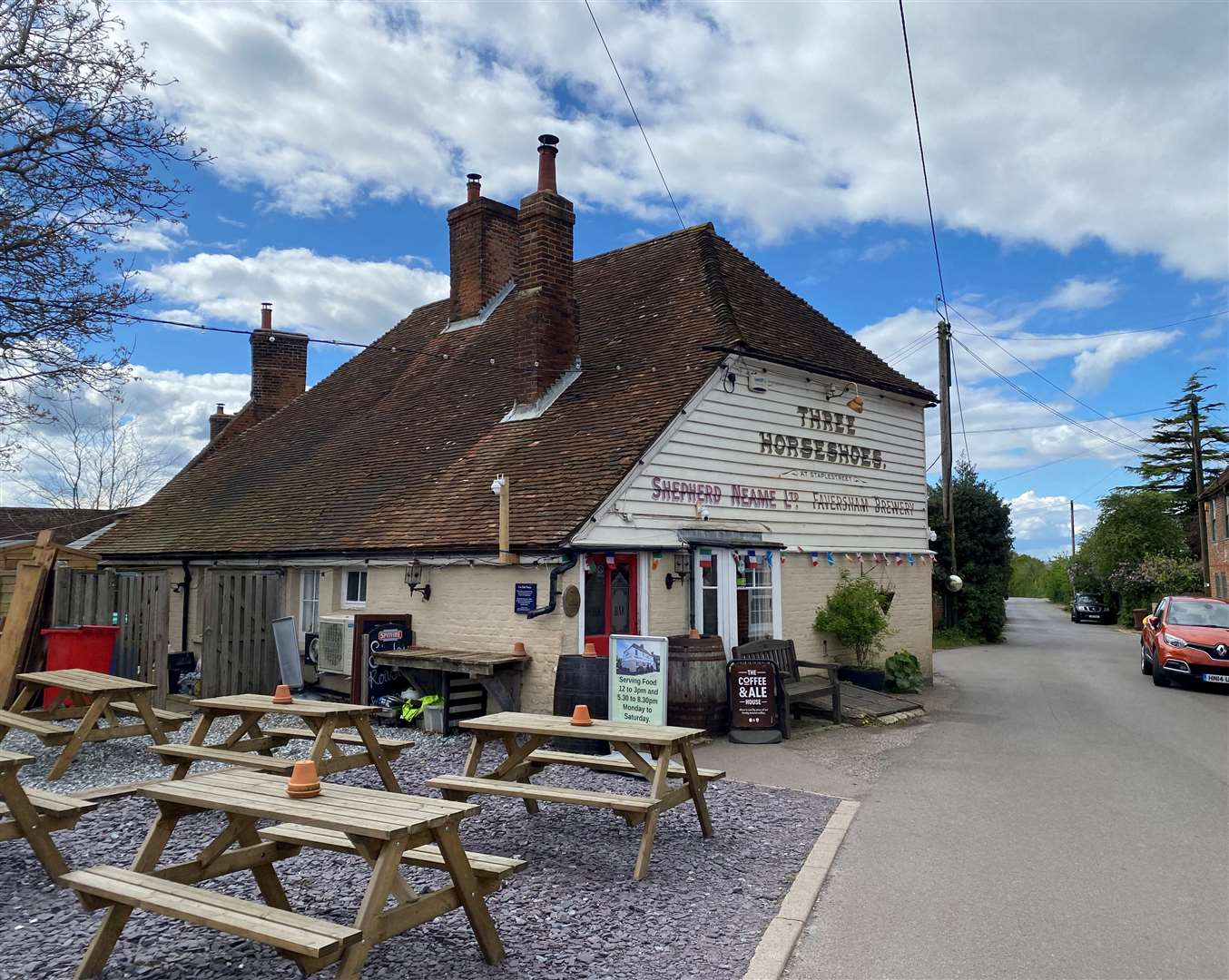 The Three Horseshoes first opened in 1690