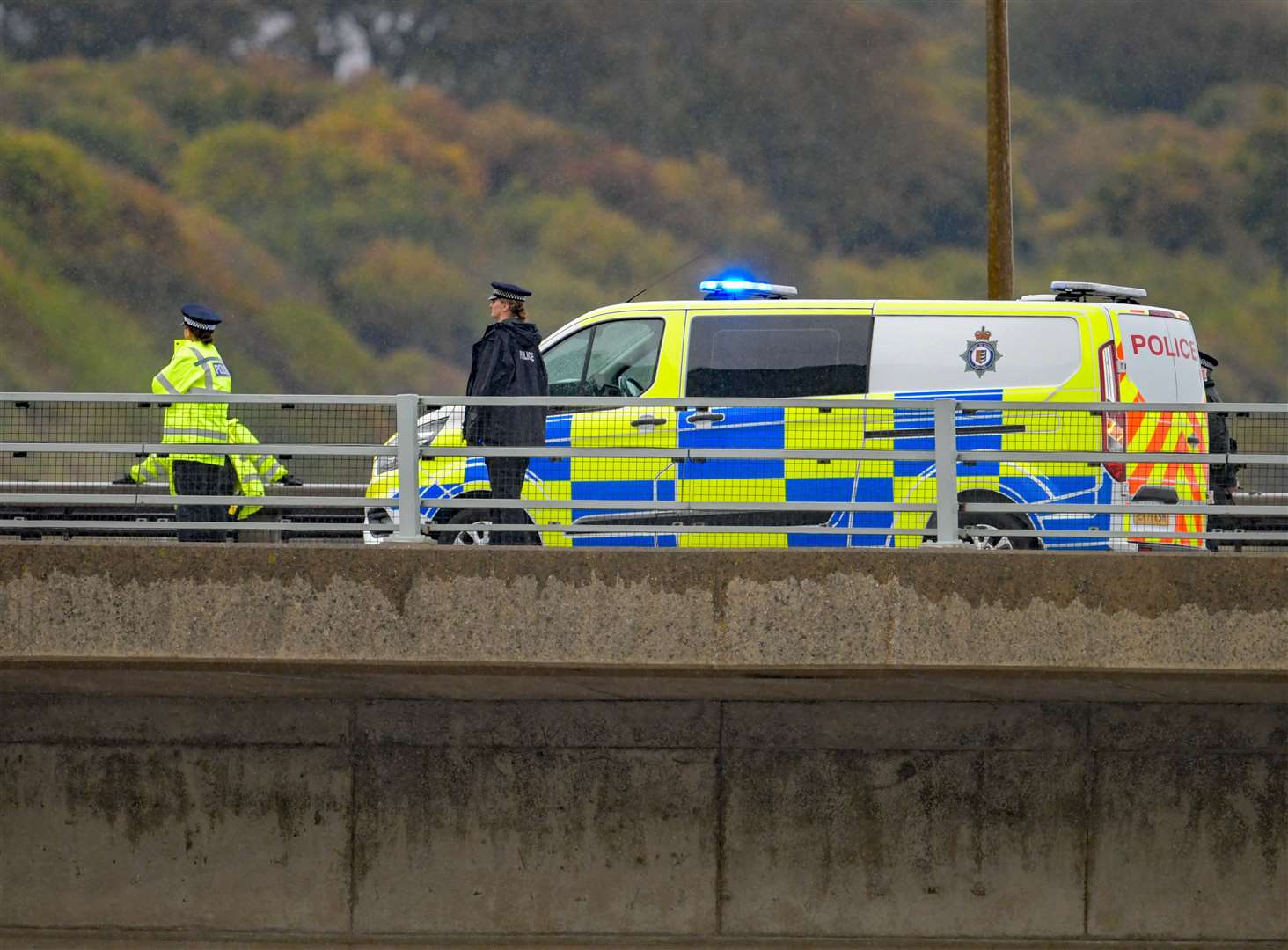 The one-man protest at Jubilee Way in Dover..Picture: Stuart Brock Photography