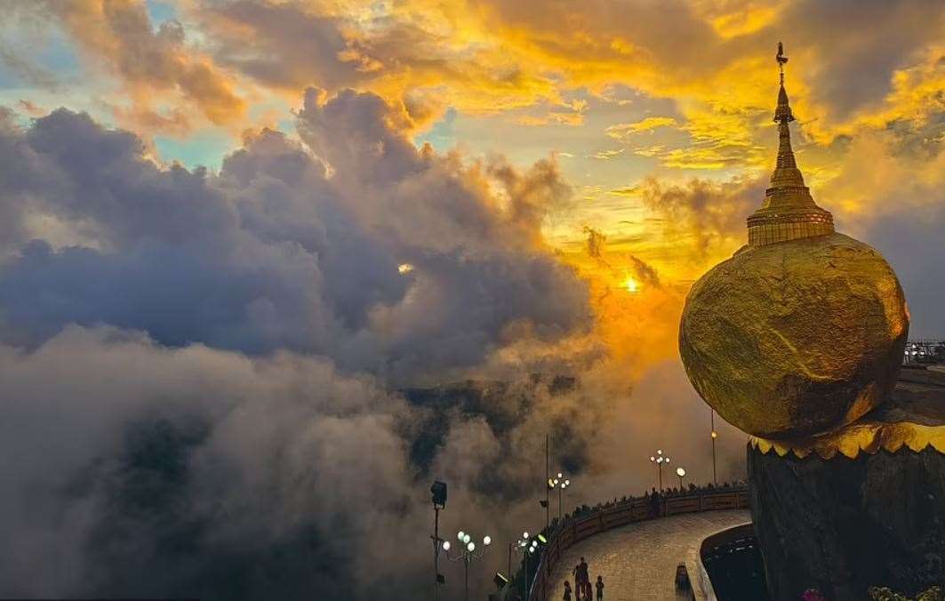 Aung Chan Thar captured this stunning skyscape in Hpa-an, Myanmar