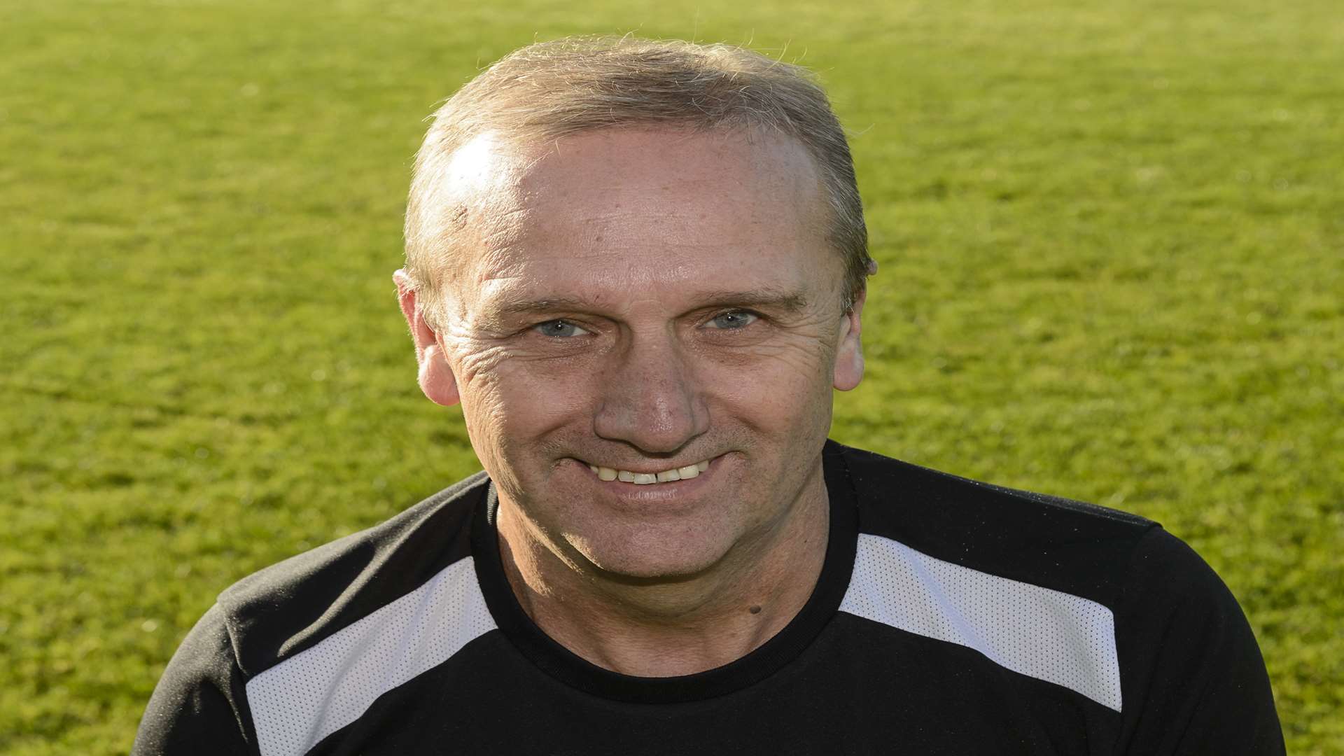 Dartford manager Tony Burman Picture: Andy Payton