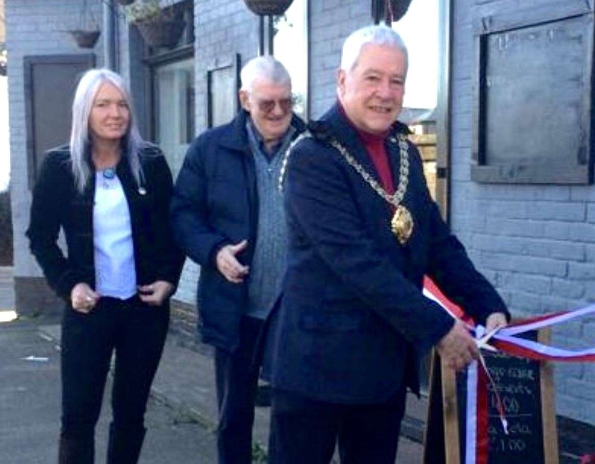 Slava Engel with her friend Alex Bennet, and the Mayor of Deal, Cllr Chris Turner, at the opening of Engel's Paradise