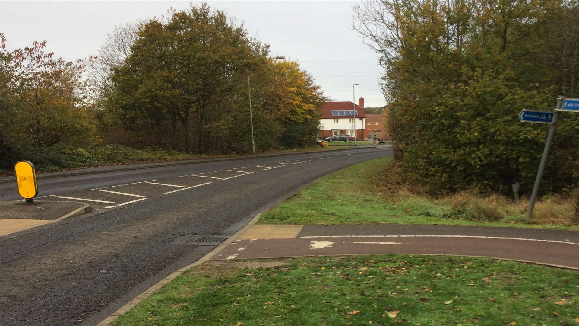 The crossing on Knoll Lane