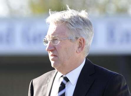 Dover manager Chris Kinnear