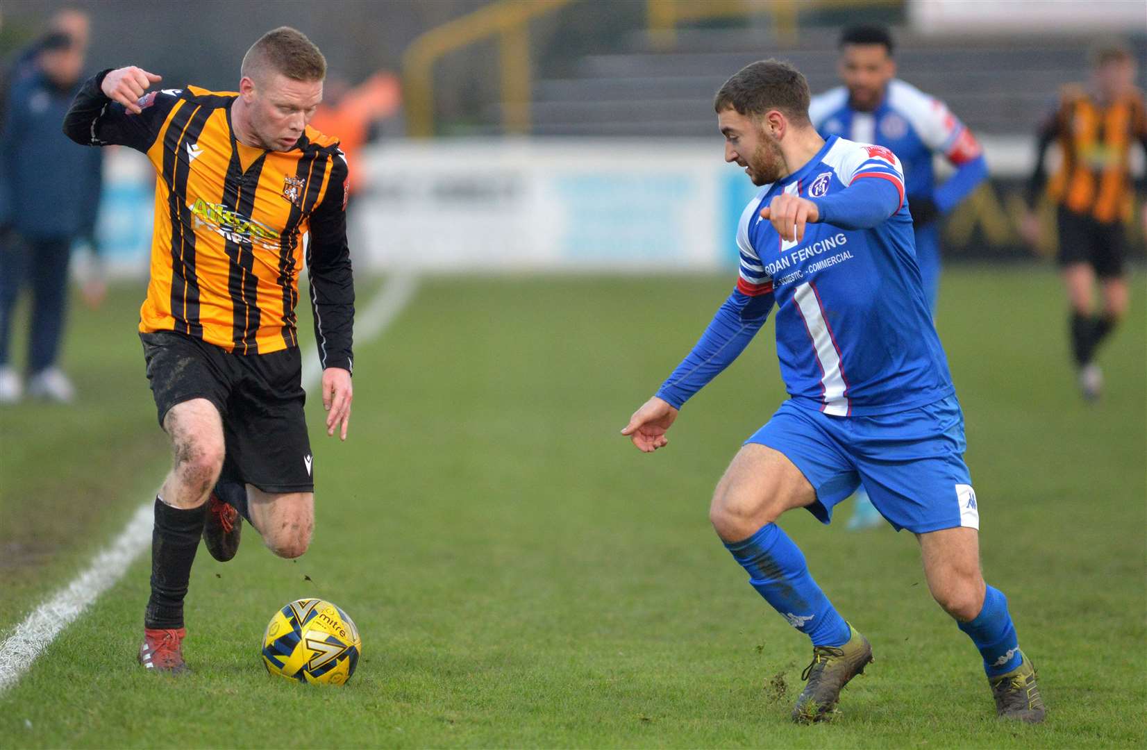 Scott Heard on the ball for the hosts. Picture: Randolph File