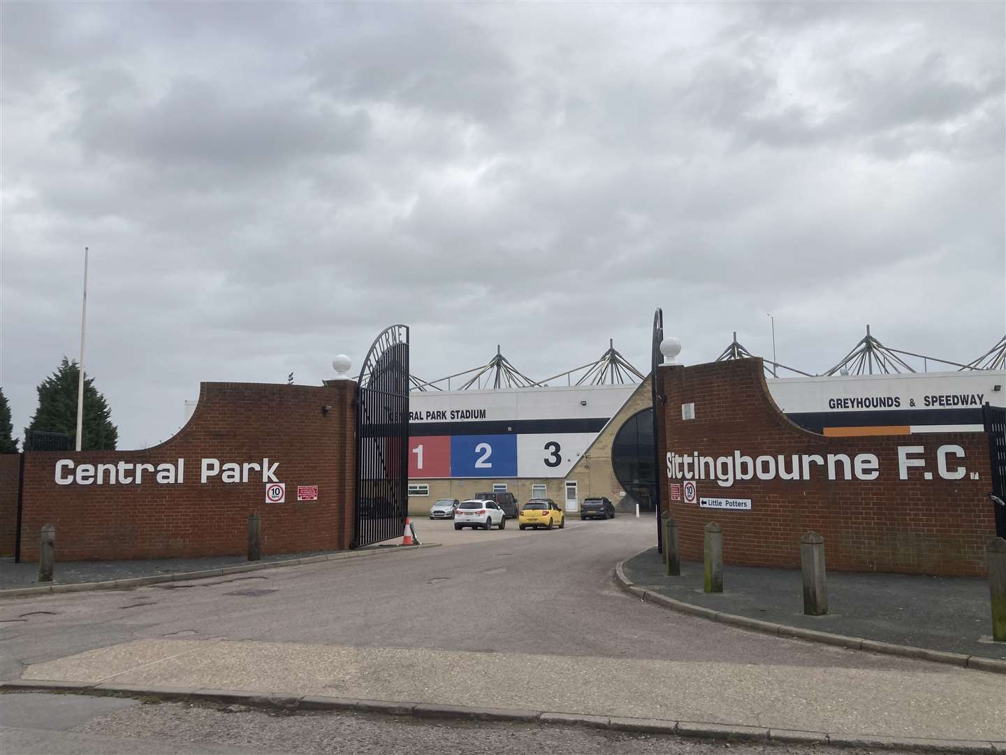 Central Park Stadium, Sittingbourne (62006883)