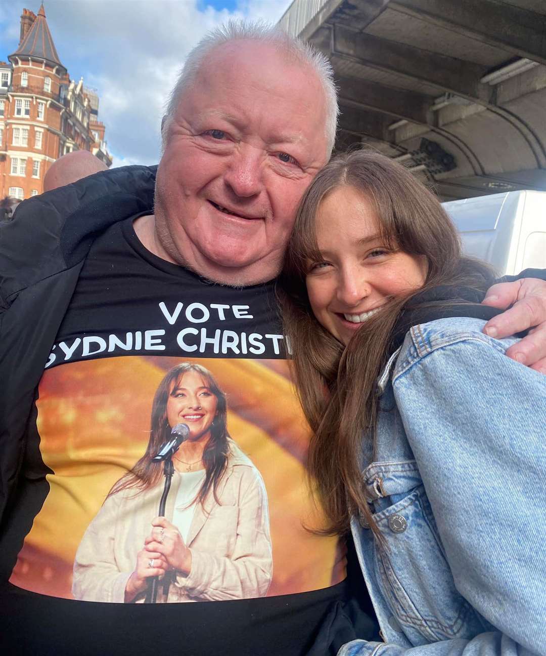 Pub landlord of The Railway Inn, Dave Littley, with singer Sydnie Christmas. Picture: Facebook