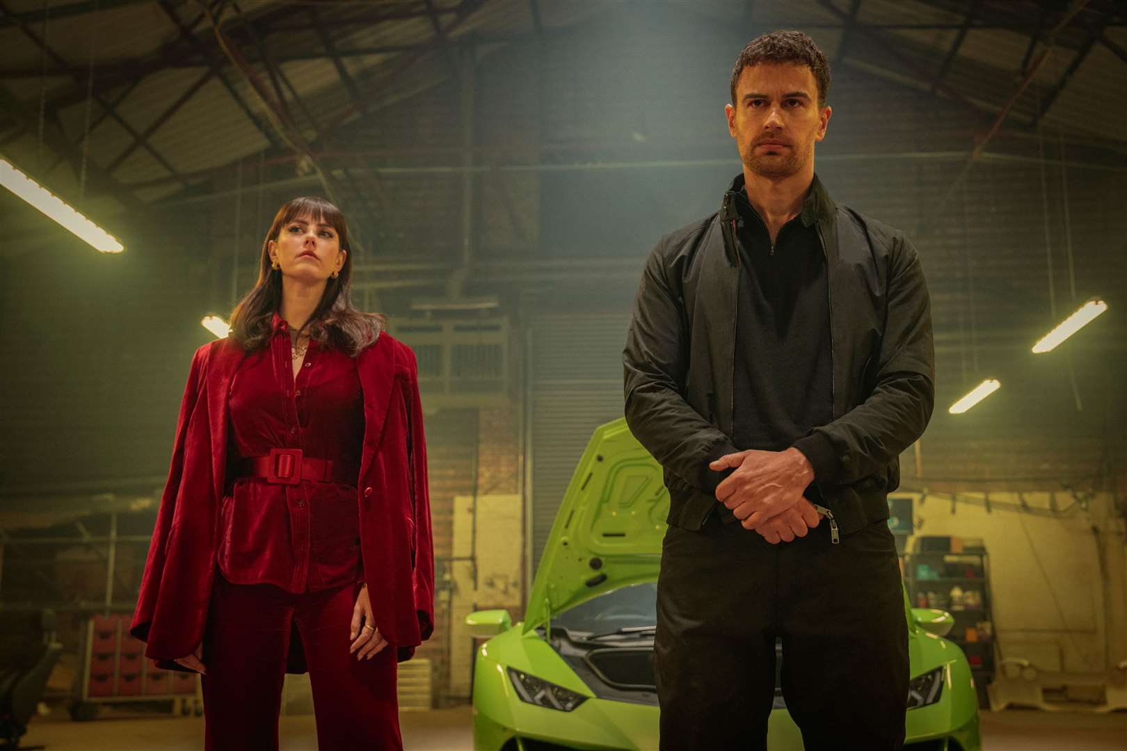 Kaya Scodelario as Susie Glass and Theo James as Eddie Halstead. Picture: Netflix/Christopher Rafael