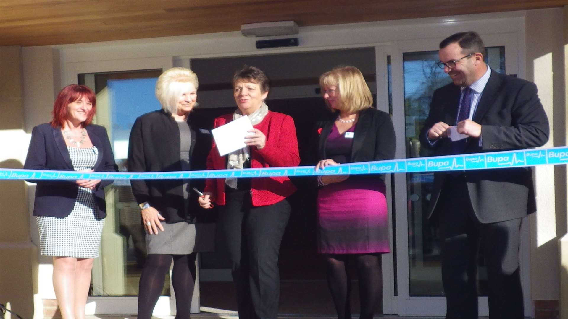 Sharon Ward, Lifestyle Services Manager; Julie Taylor, Home Manager; Councillor Lynne Weatherly, Cabinet Member and Portfolio Holder for Communities and Wellbeing; Gill Bruton, Area Manager; Lyth Watson, Property Director