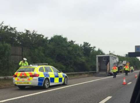 The lorry on the M20. Picture: Dora Szekfi