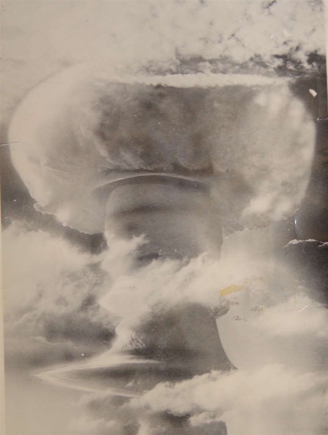 A mushroom cloud above Christmas Island, taken by Don Harding