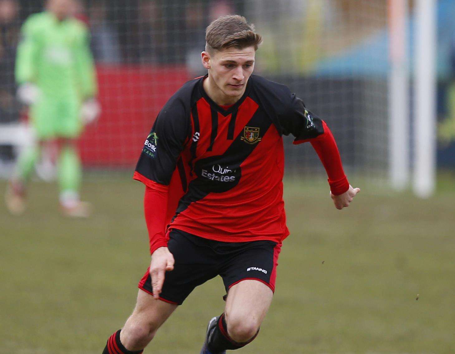 Sittingbourne midfielder Henry Woods Picture: Andy Jones