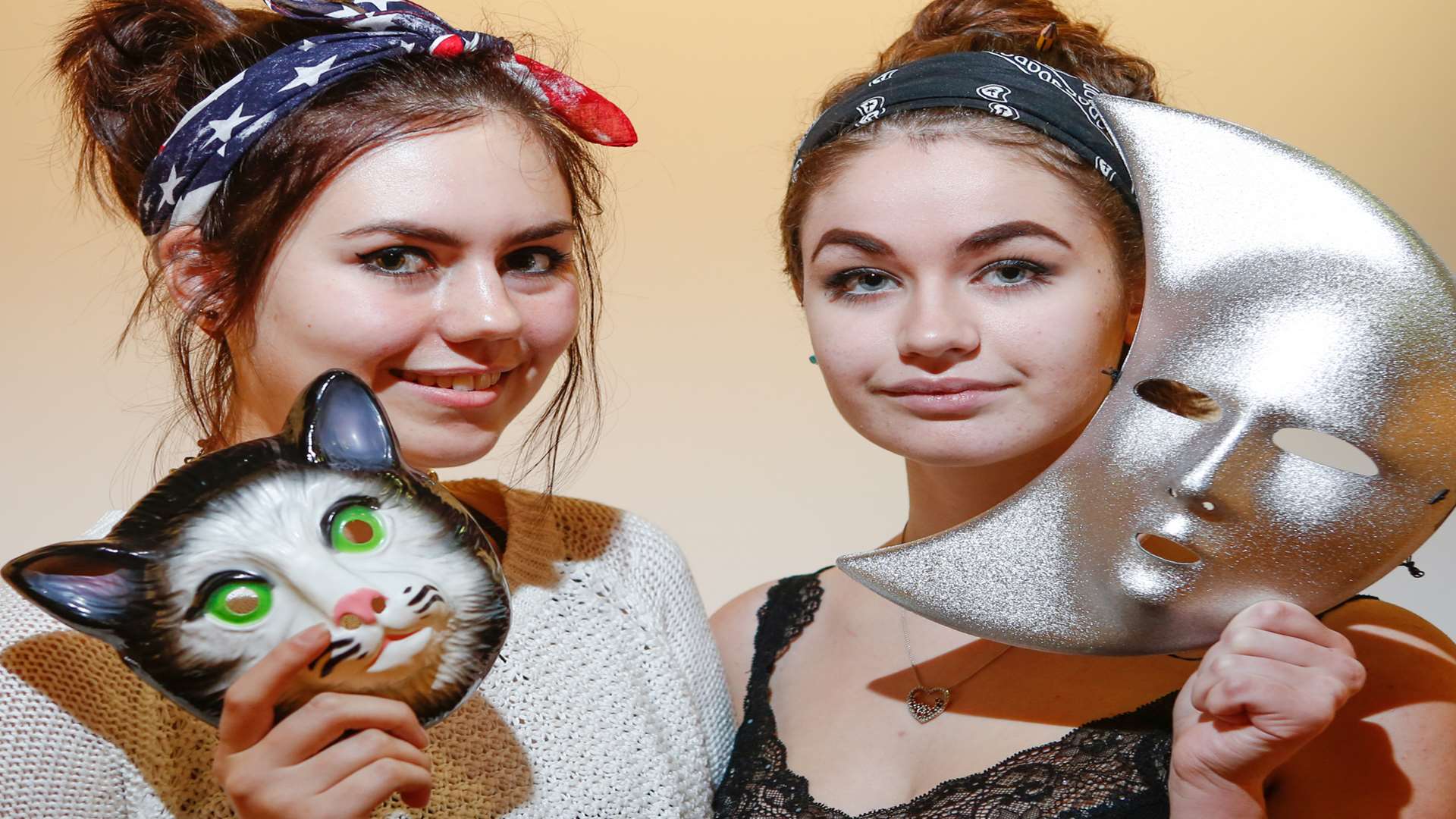 Izzy Pym and Abbi Smith browse the exhibition