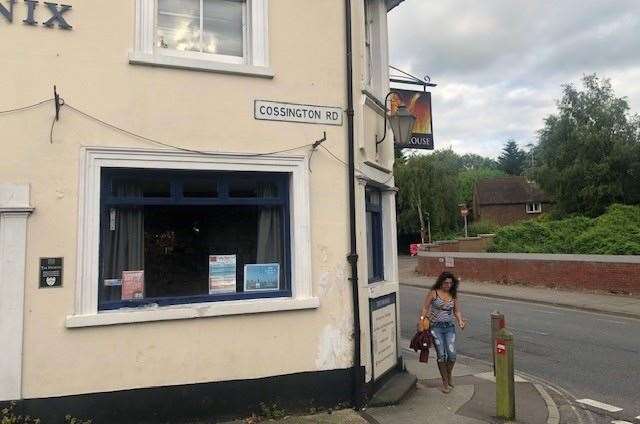 One of the narrowest pub fronts you’ll find – you need to walk round the corner to get to the door