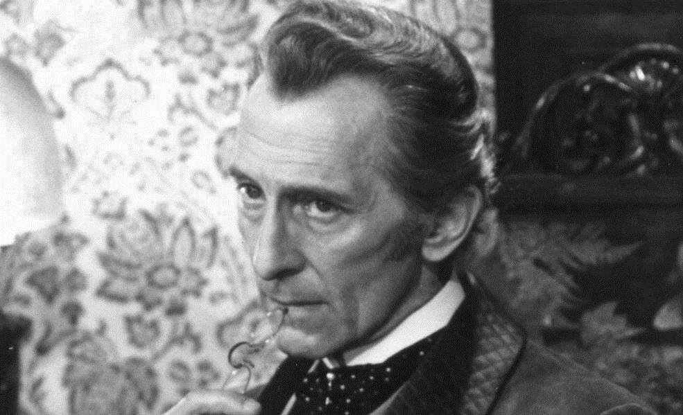 Peter Cushing. Copyright: Manda Gifford