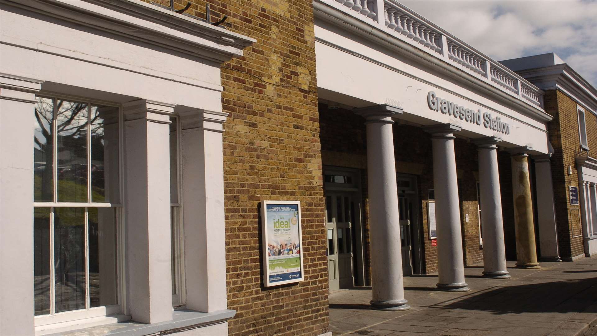 Gravesend Railway Station, Rathmore Road, Gravesend